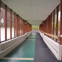 Škola a její interiér (2005)