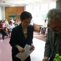 Předání mat. vysvědčení 23.5. - V.OA a