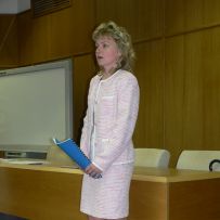 Předání mat. vysvědčení 25.5. - V.OA b
